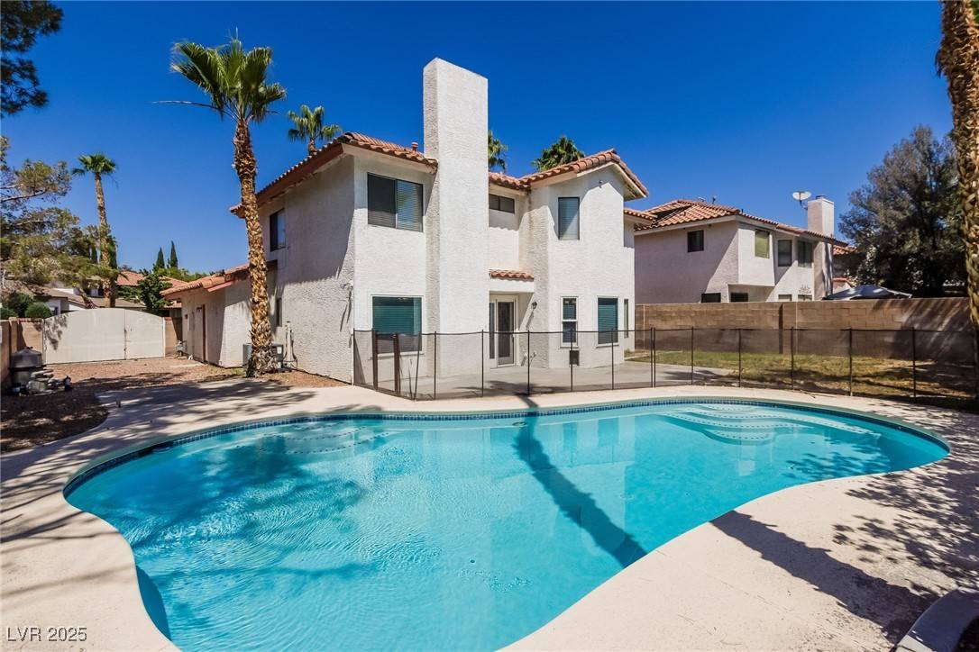 Las Vegas, NV 89117,2924 Pleasant Lake DR