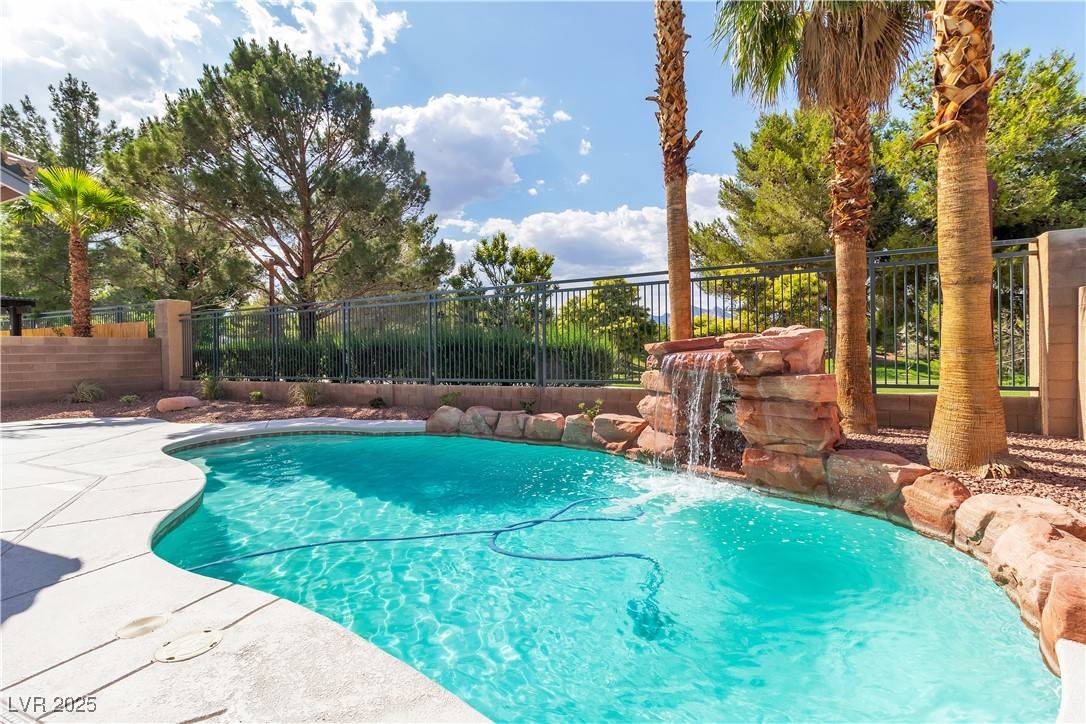 Las Vegas, NV 89135,1551 Boundary Peak WAY