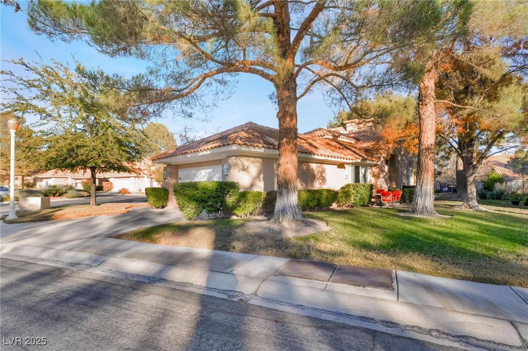 Las Vegas, NV 89113,5058 Crooked Stick WAY