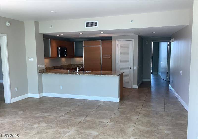 Las Vegas, NV 89109,222 Karen AVE #1601
