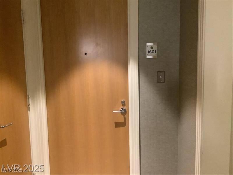 Las Vegas, NV 89109,222 Karen AVE #1601