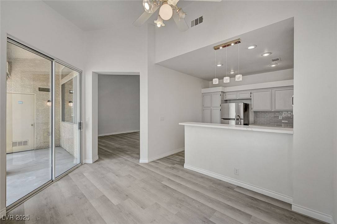 Las Vegas, NV 89103,5155 W Tropicana AVE #2095