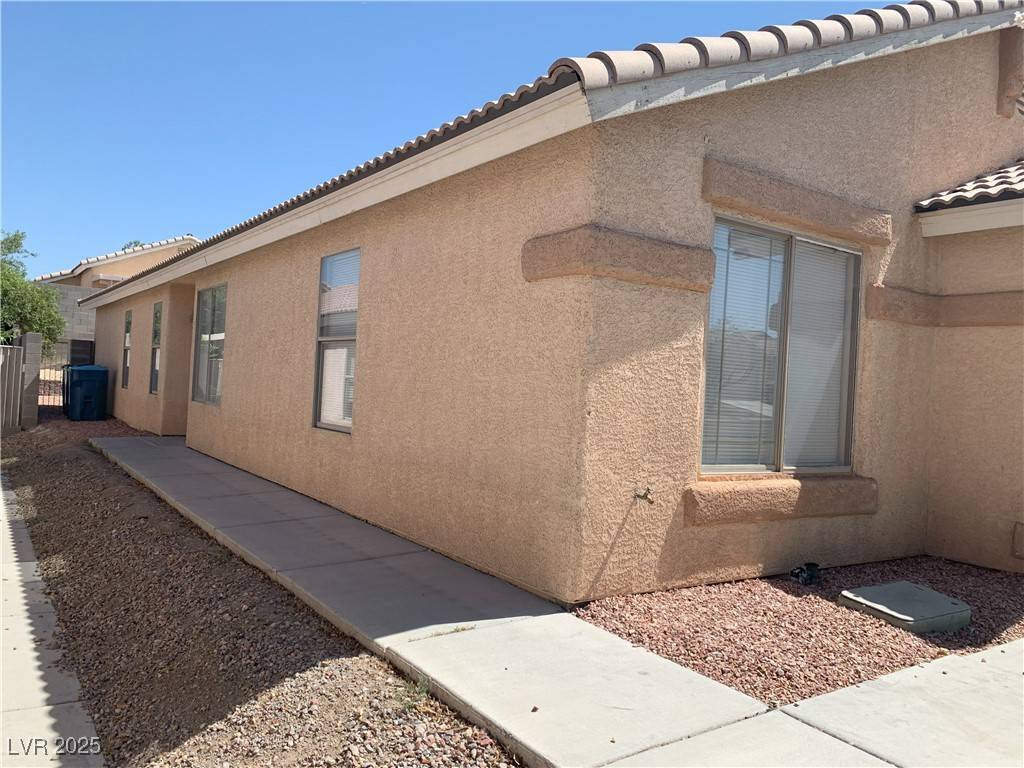 Las Vegas, NV 89142,6470 Shining Sand AVE
