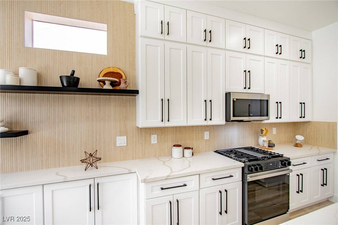 Las Vegas, NV 89134,9813 Folsom DR