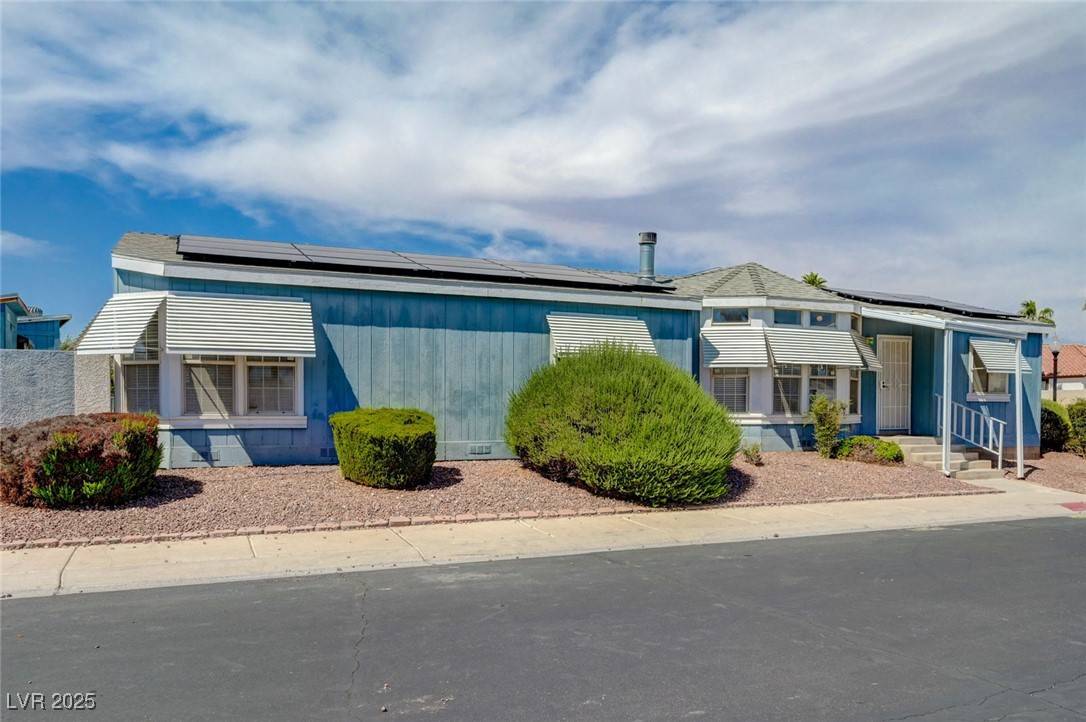 Las Vegas, NV 89122,4587 Sandirose WAY