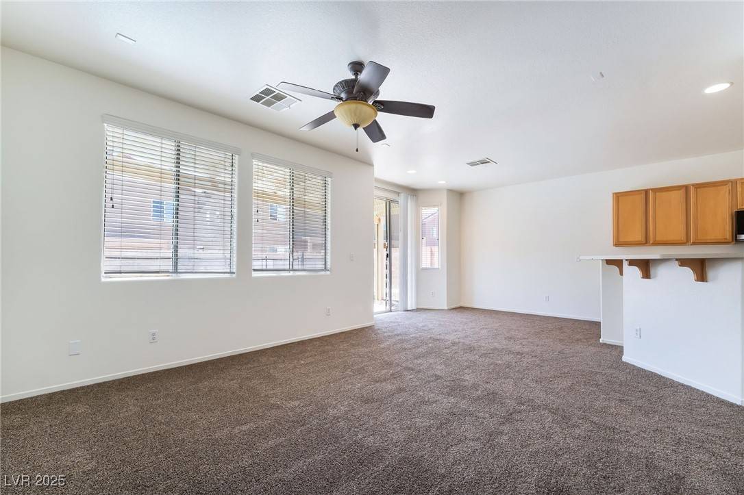 Las Vegas, NV 89122,4935 Gingerlyn ST