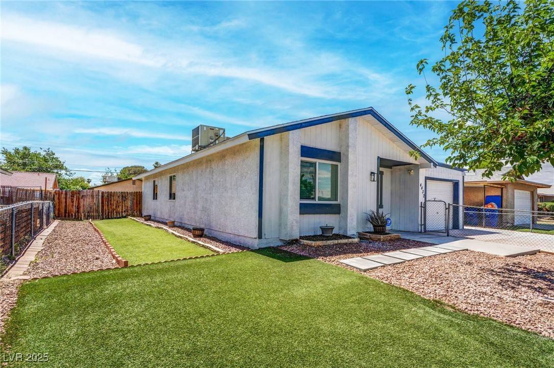 Las Vegas, NV 89110,4432 Ash AVE
