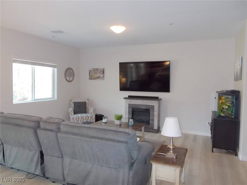 North Las Vegas, NV 89084,7009 Judith River ST