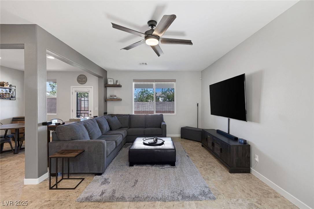 Las Vegas, NV 89166,7720 Houston Peak ST
