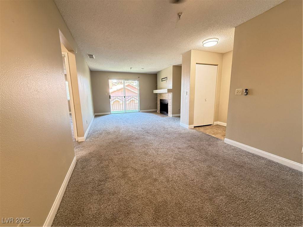 Las Vegas, NV 89117,2750 S Durango DR #3021