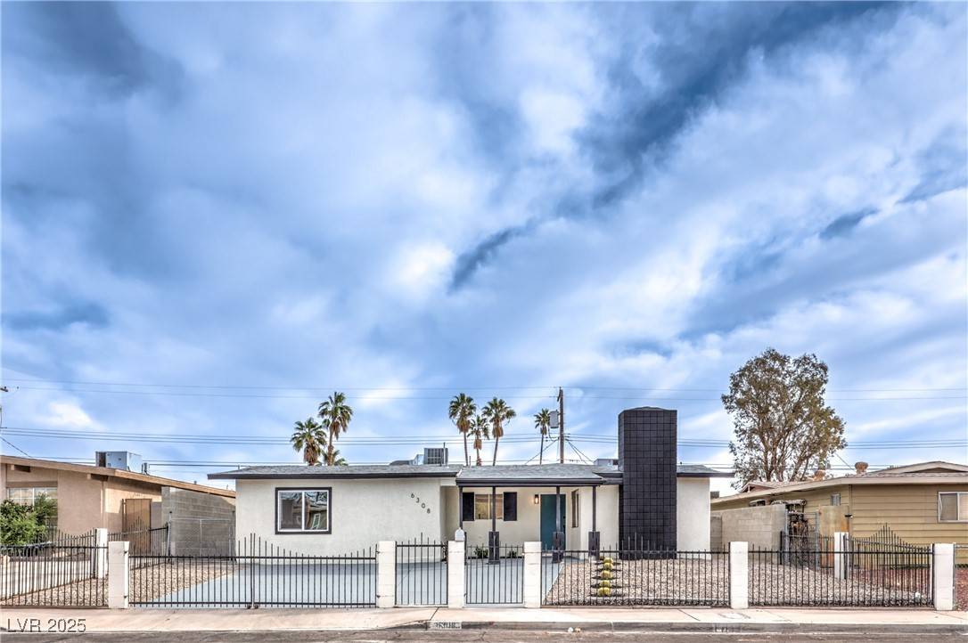 Las Vegas, NV 89107,6308 Lawton AVE