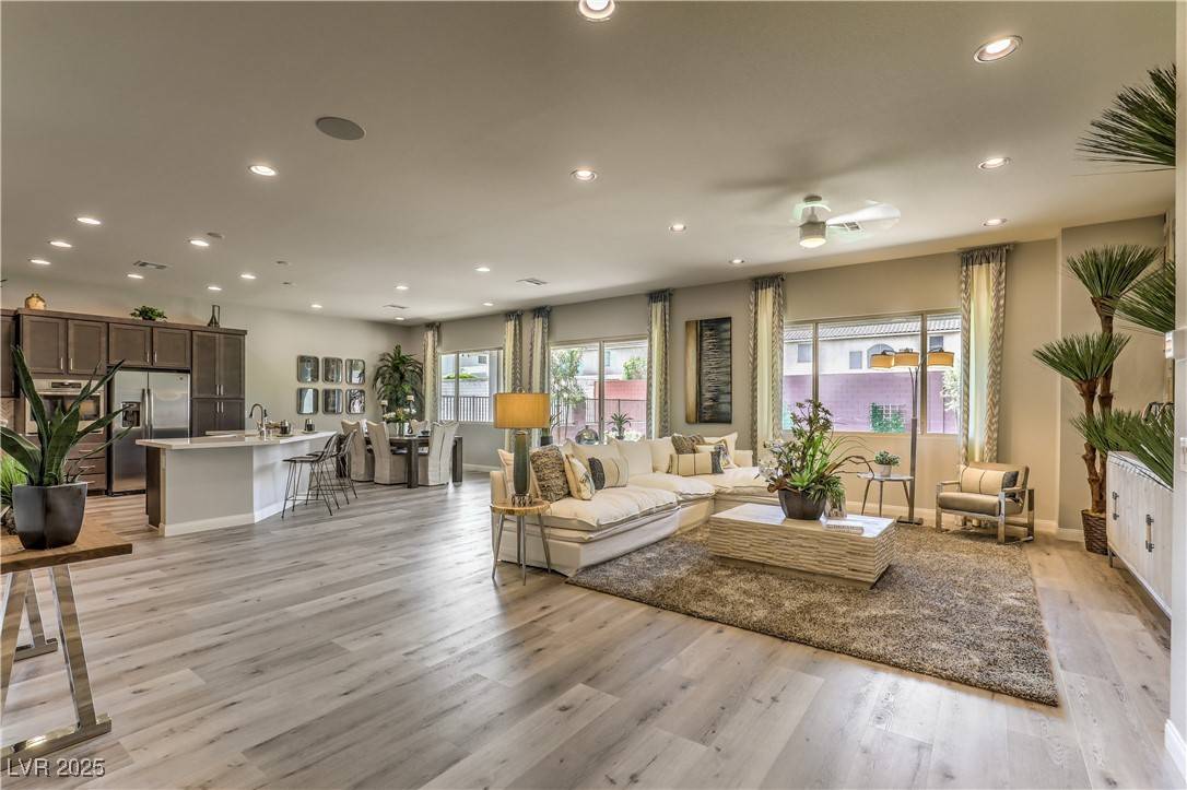 Las Vegas, NV 89183,365 Sapphire Rock AVE