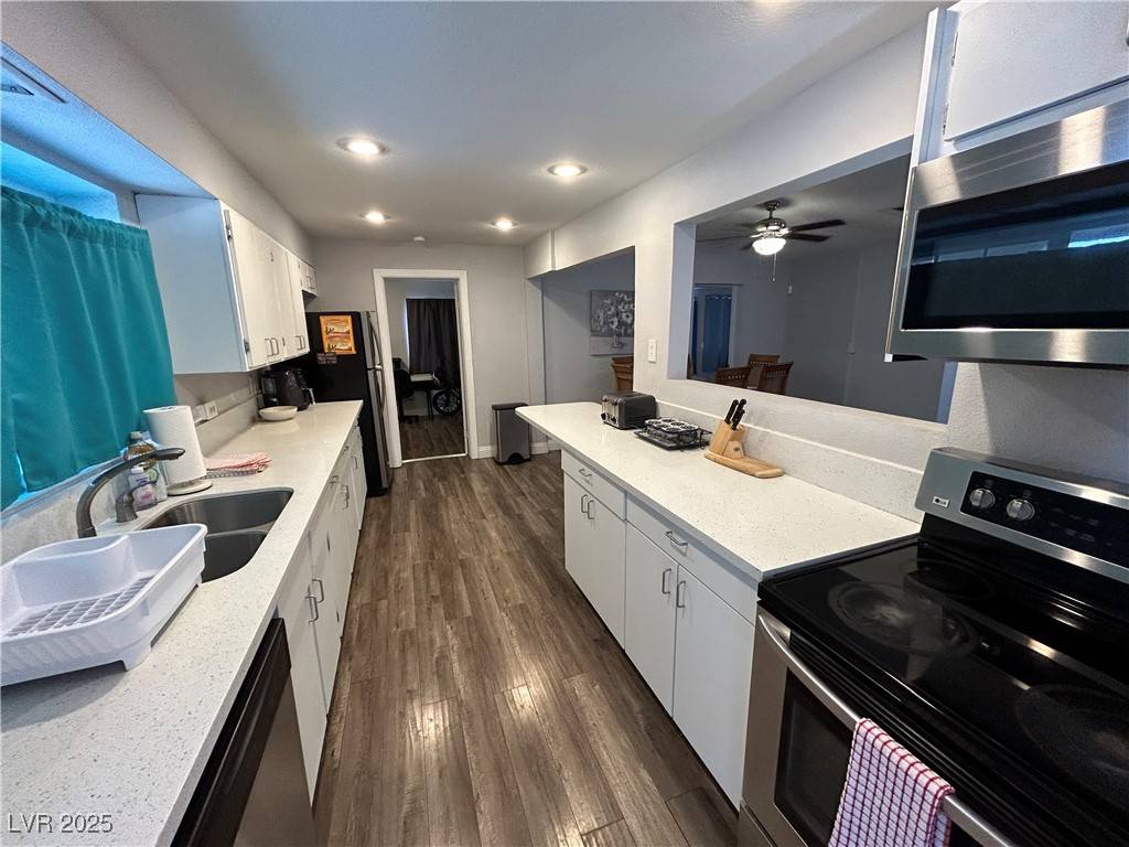 Las Vegas, NV 89104,2020 Santa Paula DR