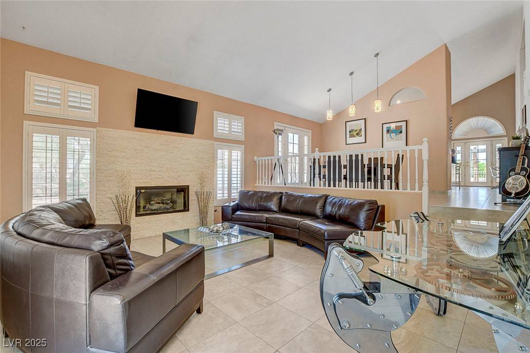 Las Vegas, NV 89129,4542 Amber Canyon LN
