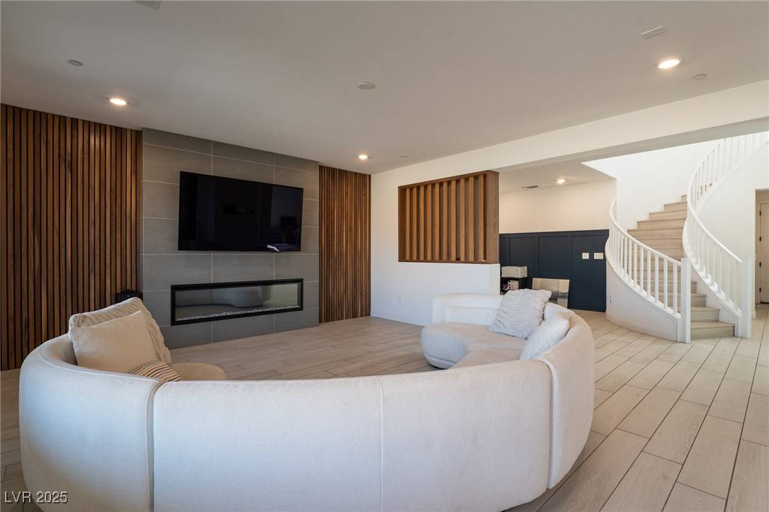 Las Vegas, NV 89166,6486 Vanhoven Crest ST