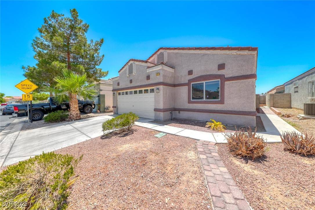 Las Vegas, NV 89106,1717 Dwayne Stedman AVE