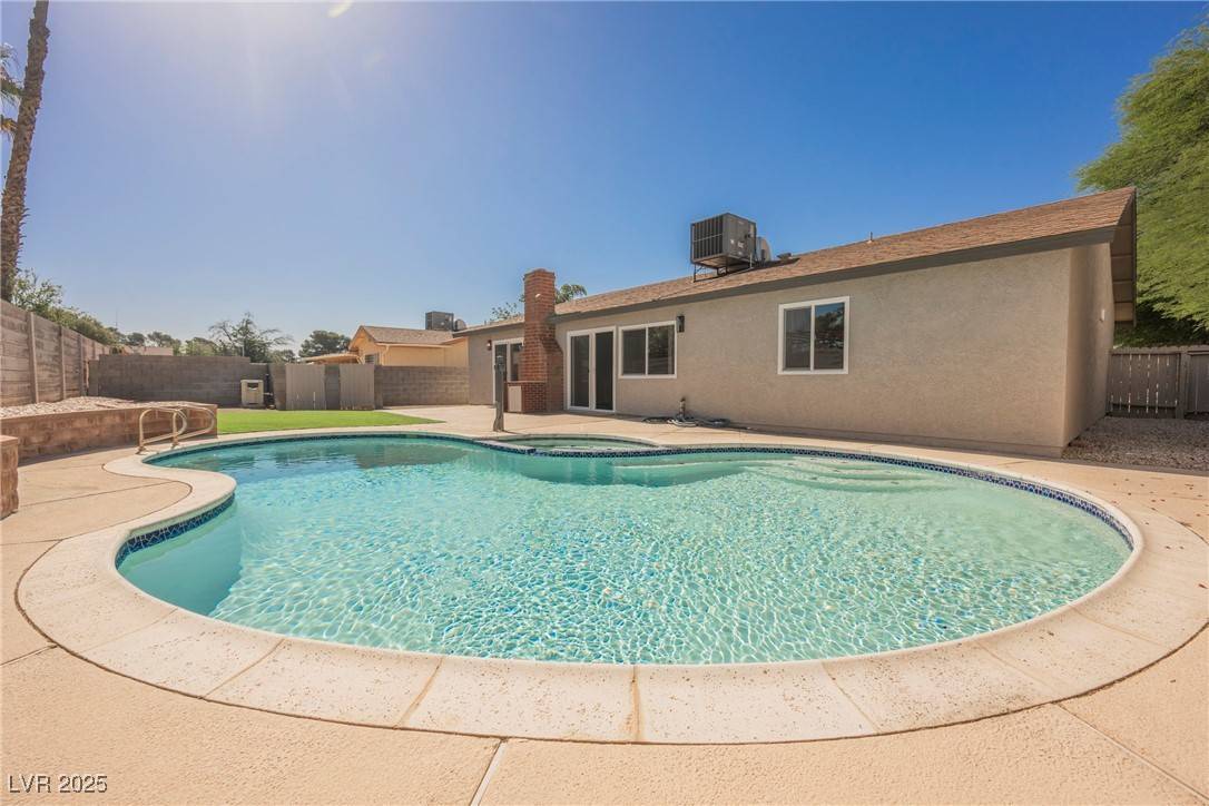 Las Vegas, NV 89103,6330 Spring Meadow DR