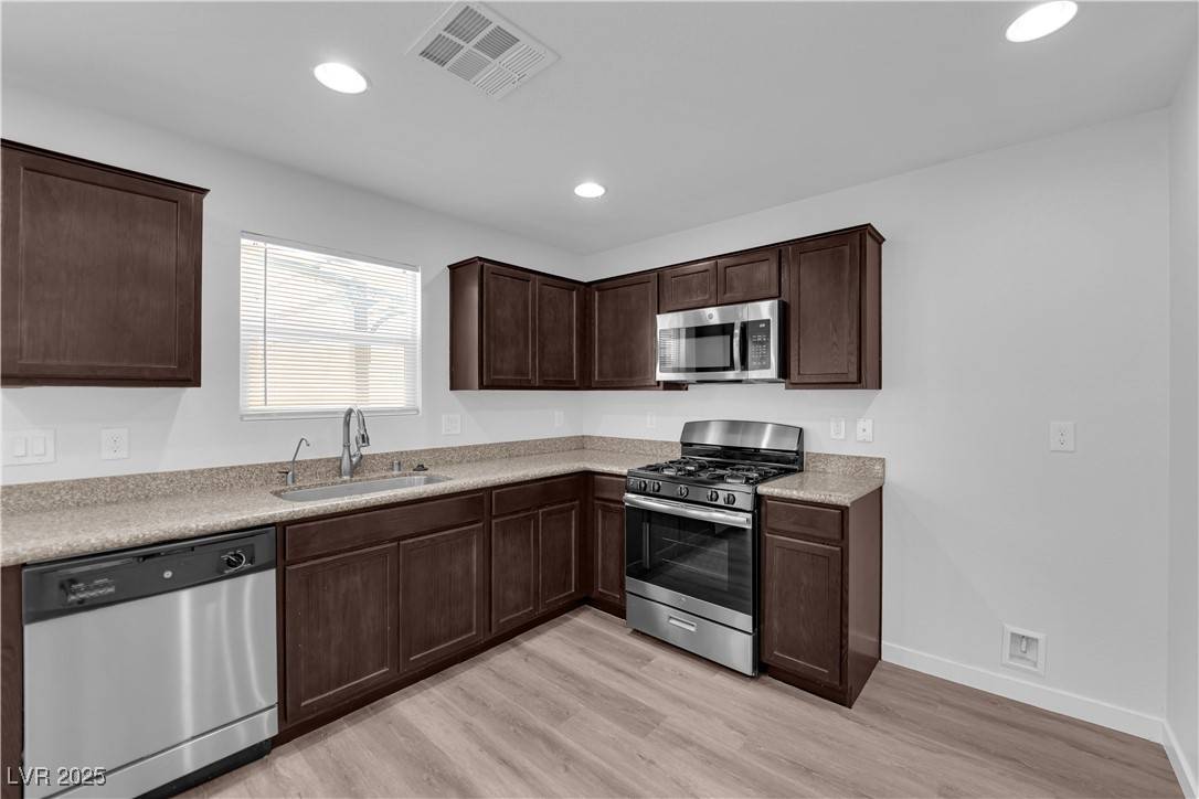 Las Vegas, NV 89115,3677 Via El Monte AVE