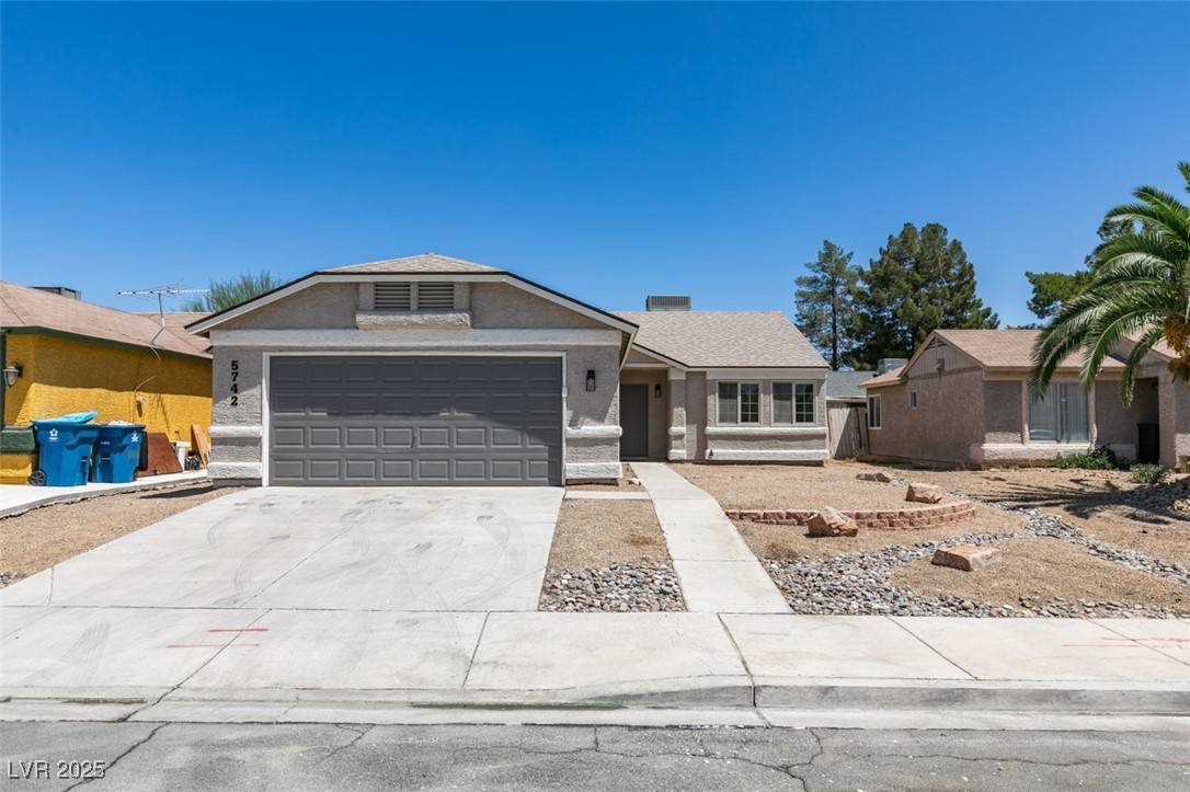 Las Vegas, NV 89142,5742 Forsythe DR