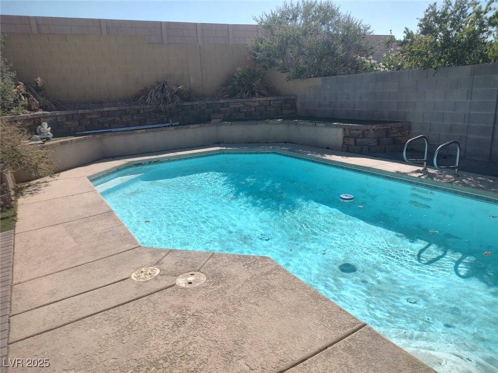 Henderson, NV 89015,424 Wright WAY