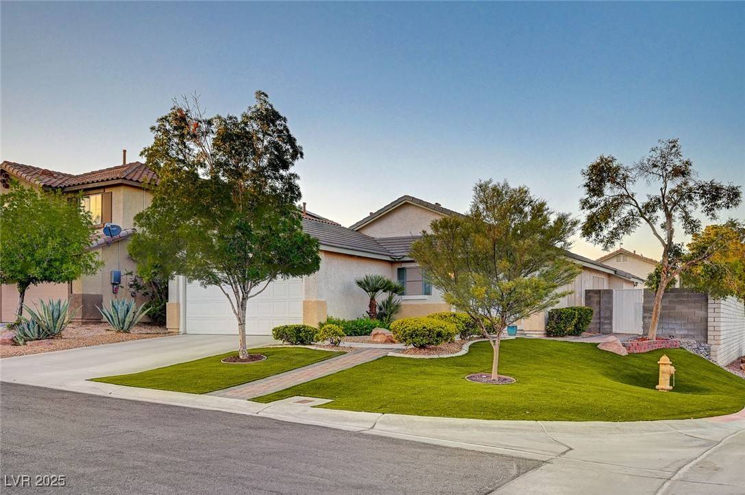 Las Vegas, NV 89123,528 Lavina CT