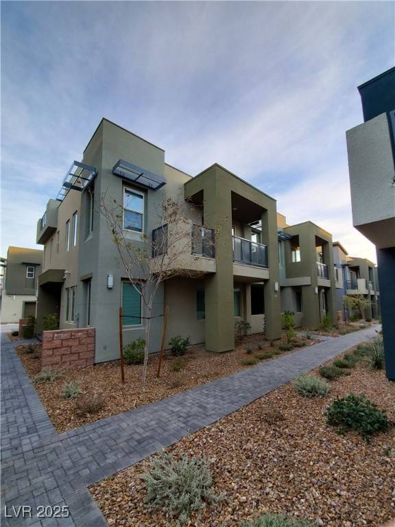 Las Vegas, NV 89135,11289 Vision Peak AVE #103