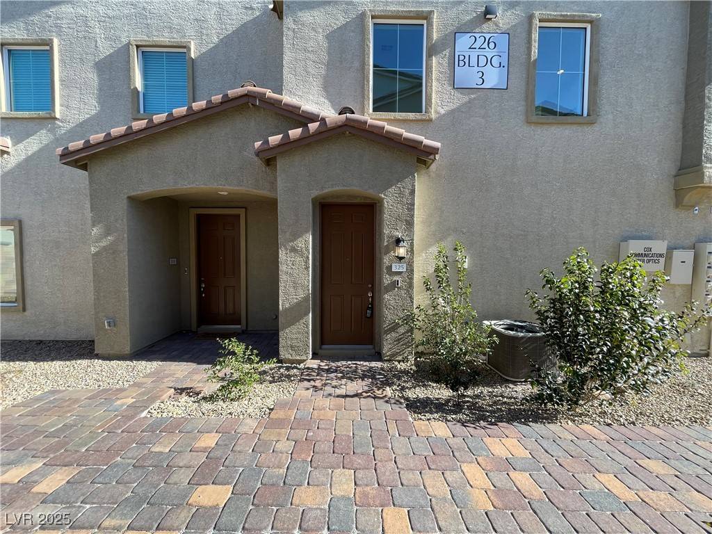 Henderson, NV 89011,226 Cordelia Cove AVE #325
