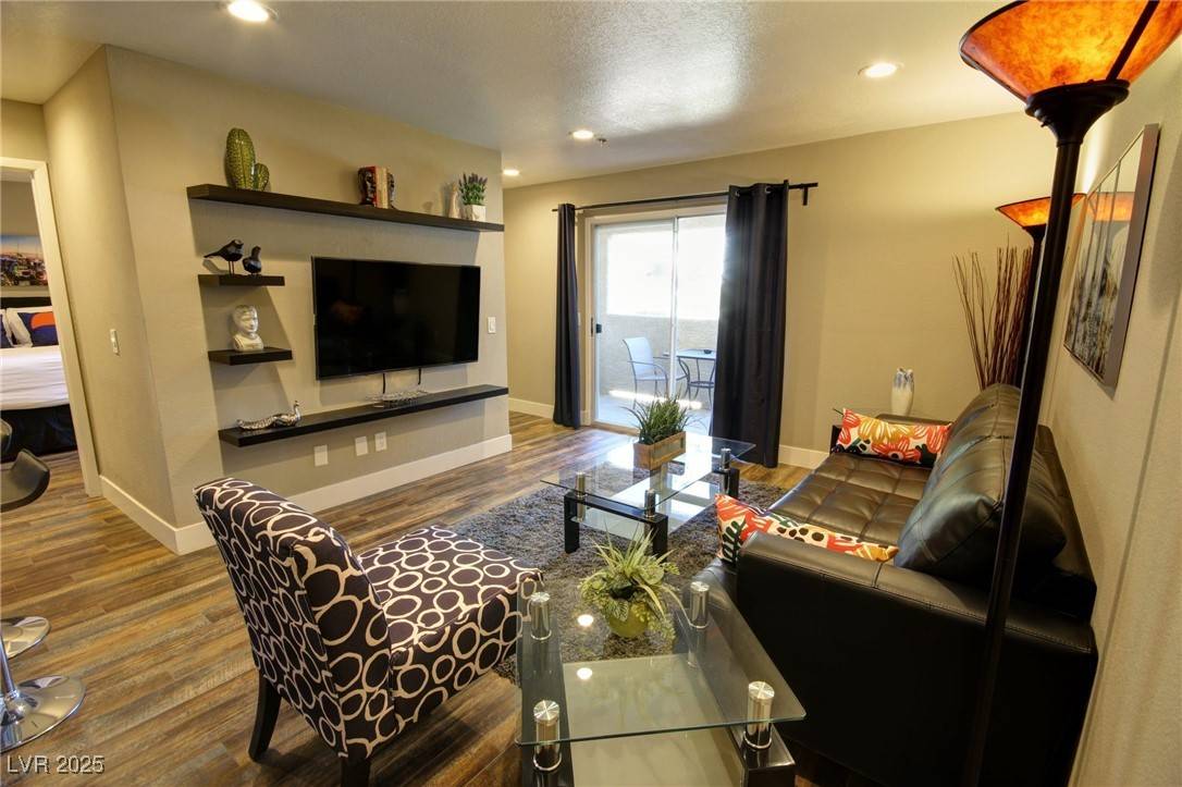 Las Vegas, NV 89103,4200 S Valley View BLVD #1035