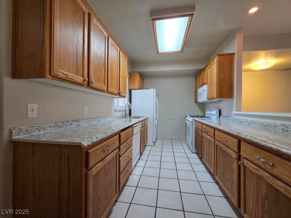 Las Vegas, NV 89115,1739 N Lamont ST