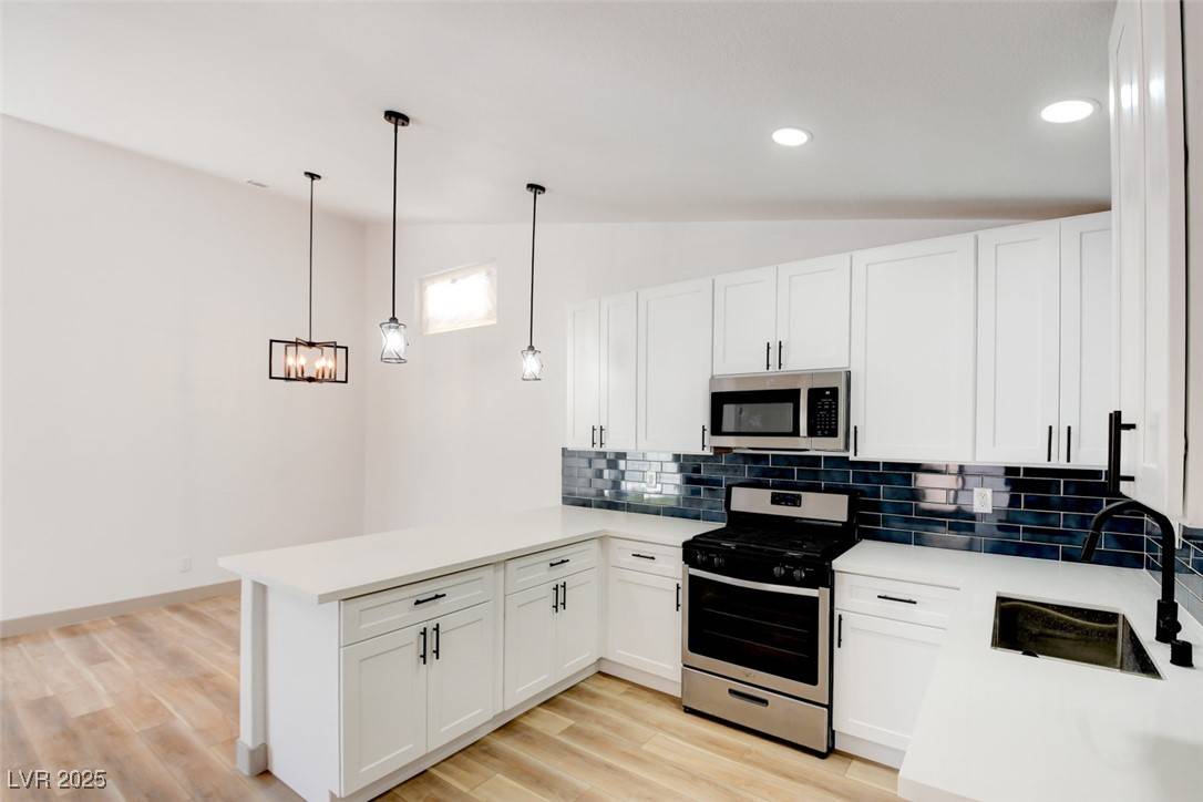 Las Vegas, NV 89145,116 Lotus Blossom CT
