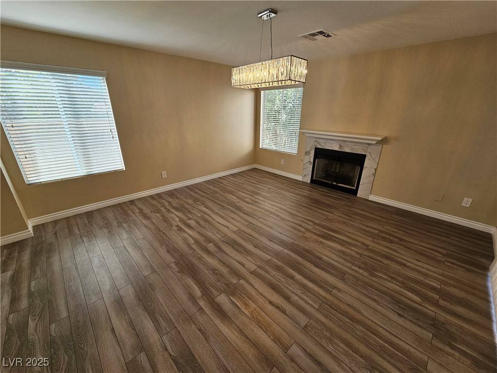 Las Vegas, NV 89117,2705 Kennington CIR