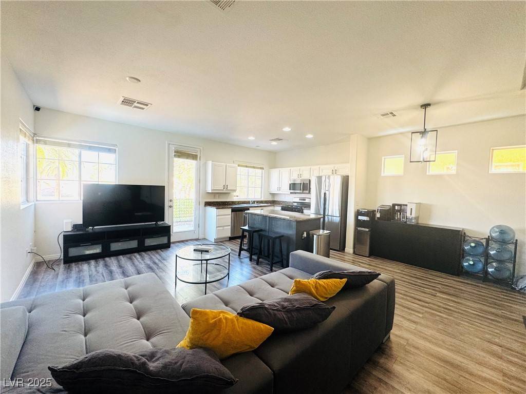Las Vegas, NV 89147,3508 Harbor Tides ST