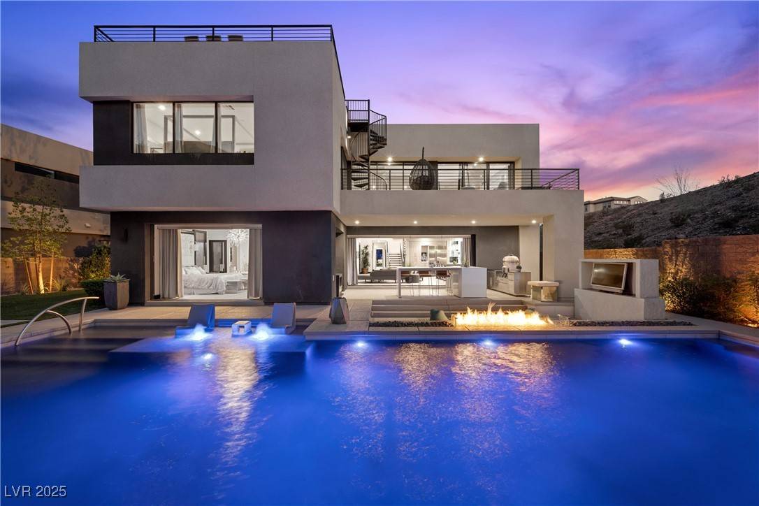 Henderson, NV 89011,5 Highland Cove LN