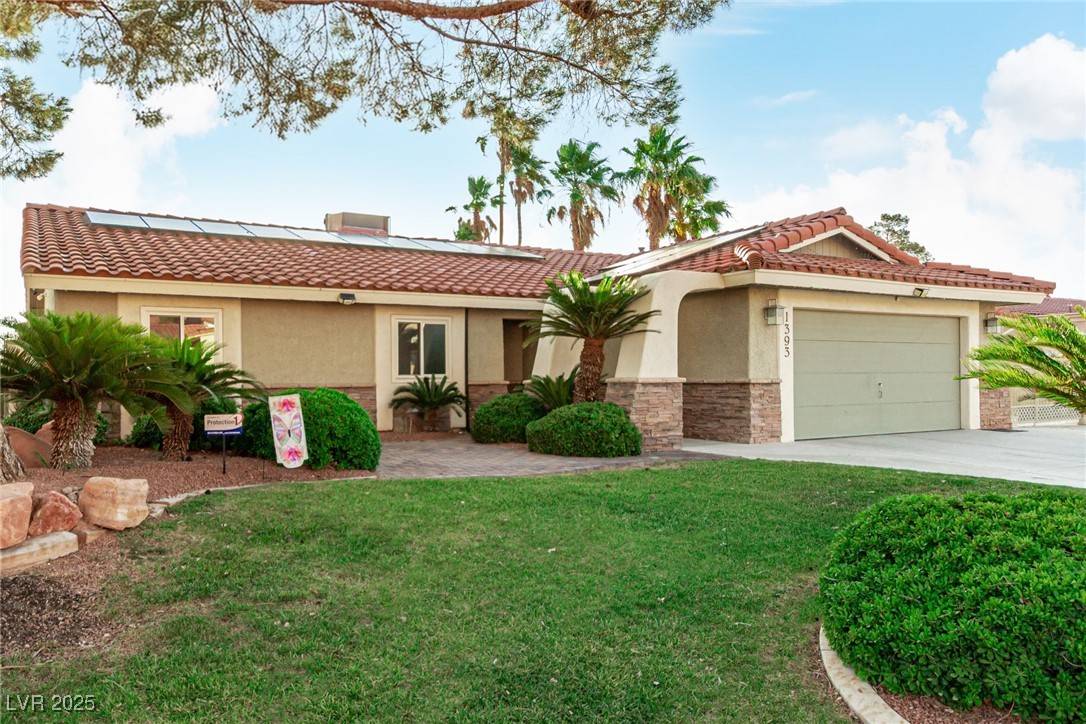 Las Vegas, NV 89110,1393 Calmview PL