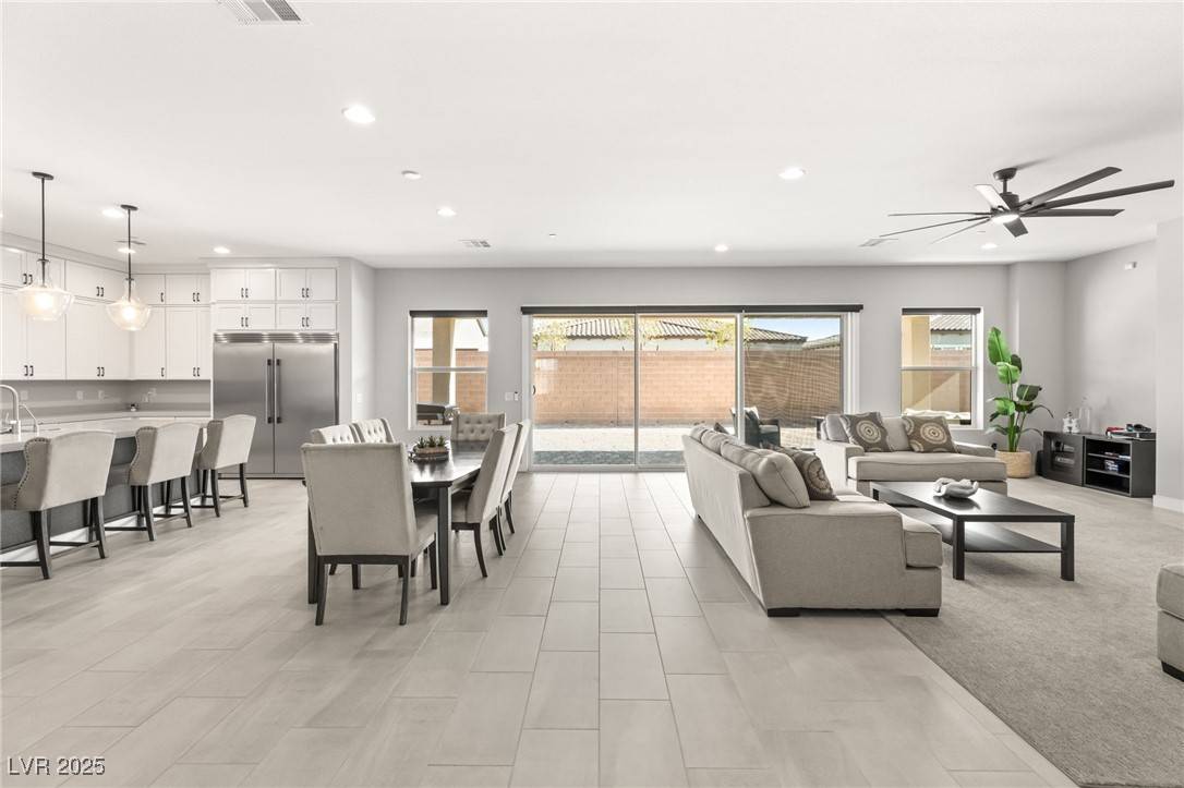 Las Vegas, NV 89143,8575 Nicholas James AVE