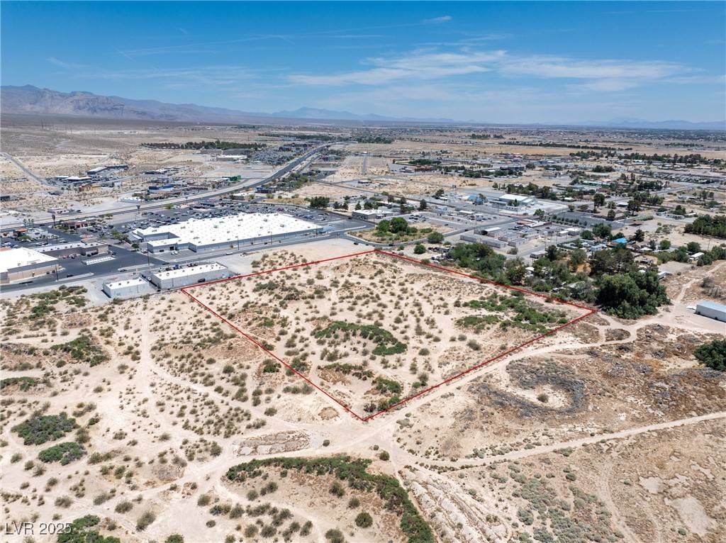 Pahrump, NV 89048,320 S West ST