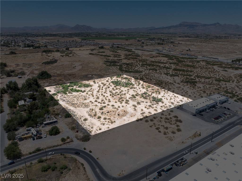 Pahrump, NV 89048,320 S West ST