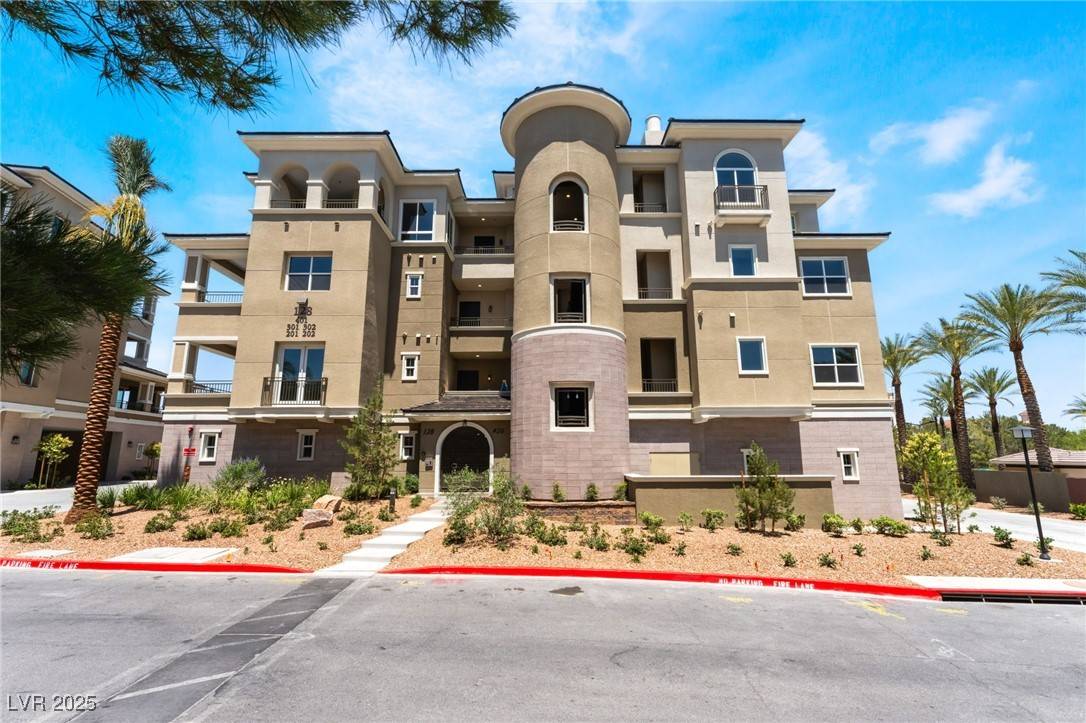 Las Vegas, NV 89144,128 Los Cabos DR #302