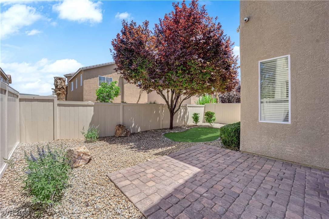 Las Vegas, NV 89131,8562 Burning Bridge CT