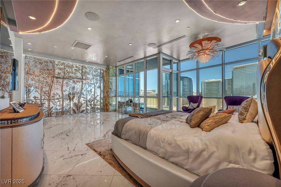 Las Vegas, NV 89103,4525 Dean Martin DR #2503