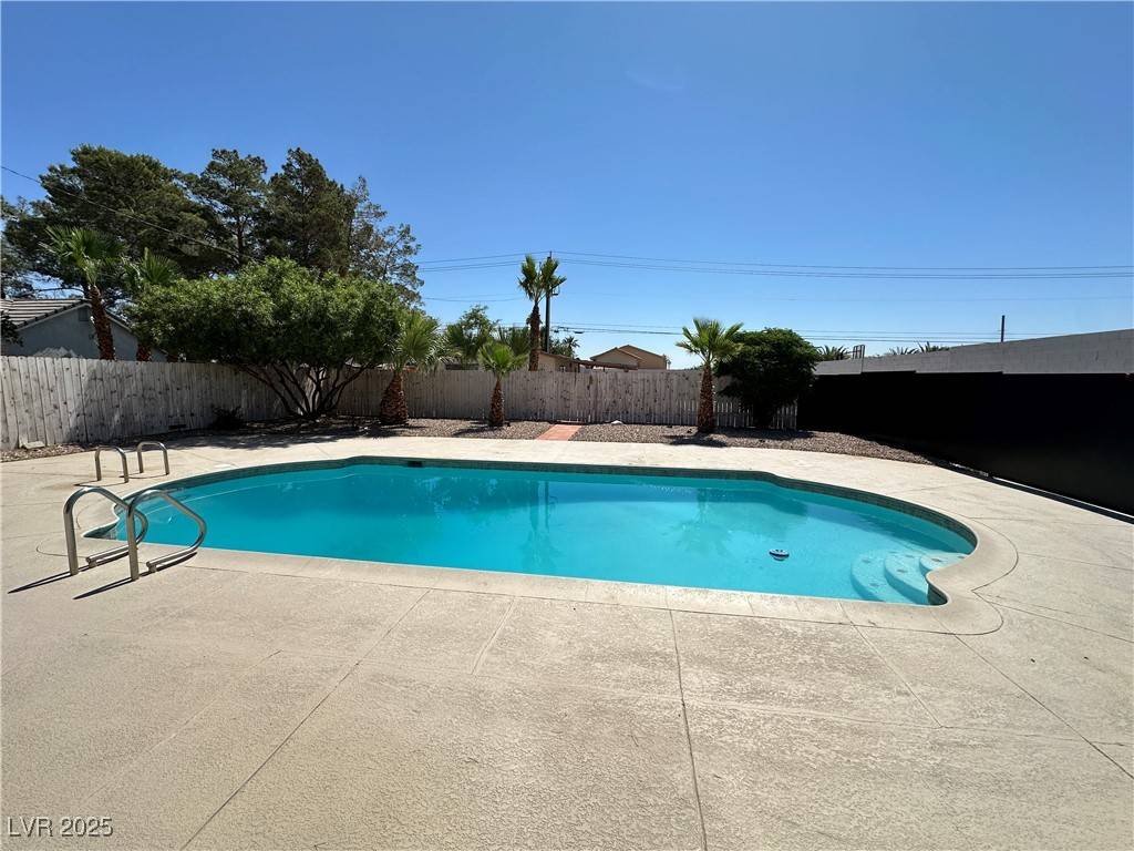 Las Vegas, NV 89146,1924 Westwind RD