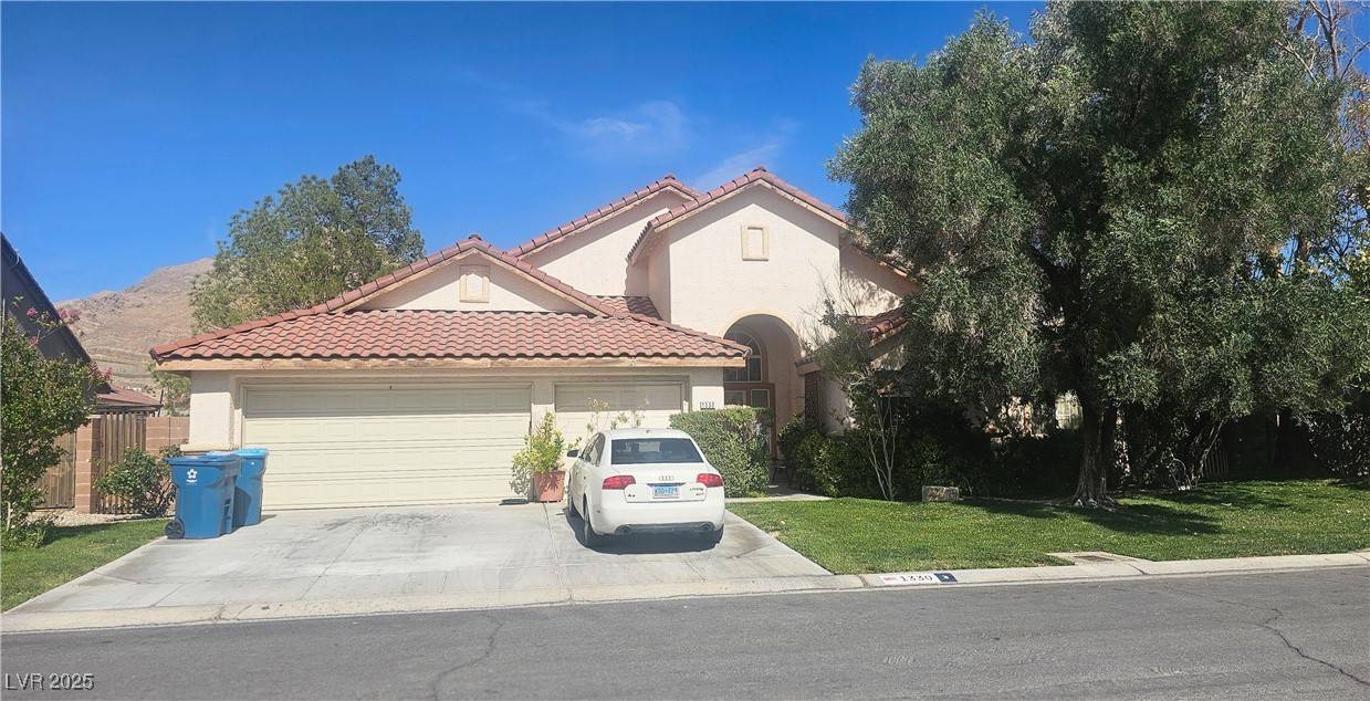 Las Vegas, NV 89110,1330 Honey Lake ST