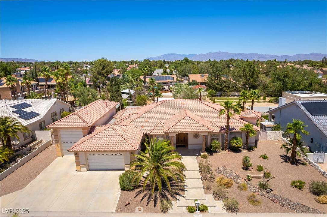 Las Vegas, NV 89117,7250 Birkland CT