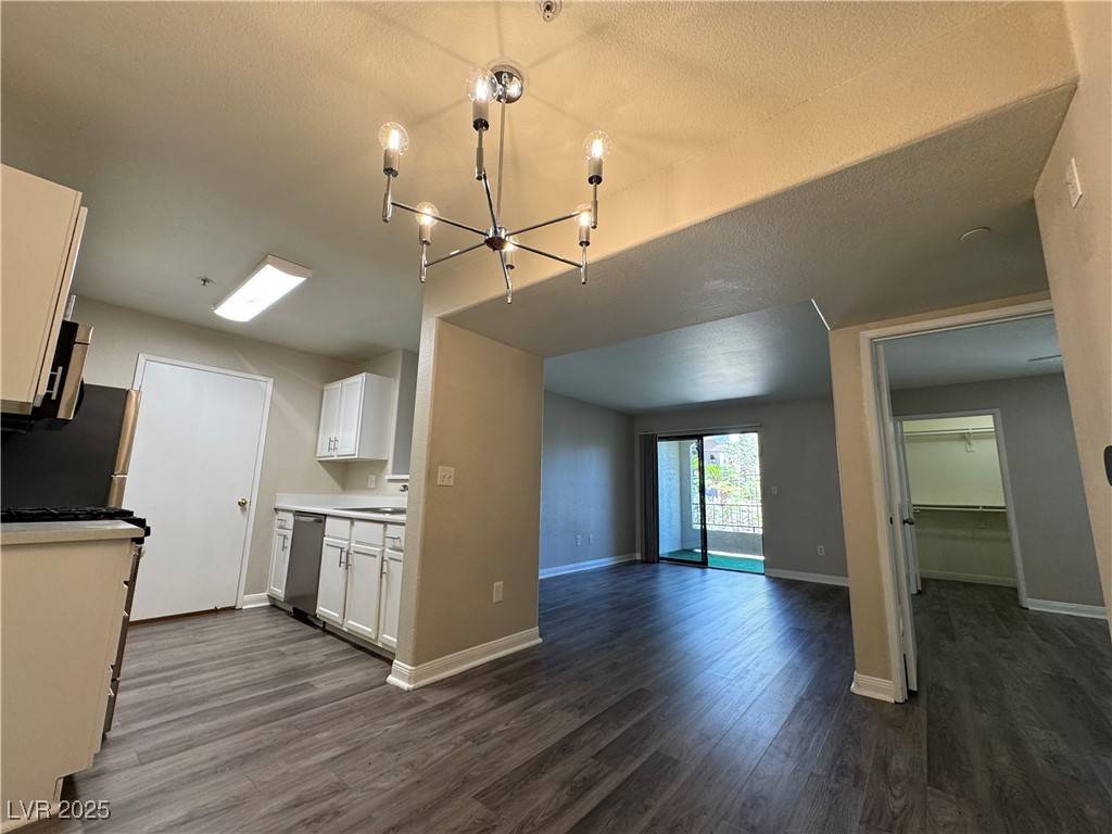 Henderson, NV 89052,950 Seven Hills DR #3018