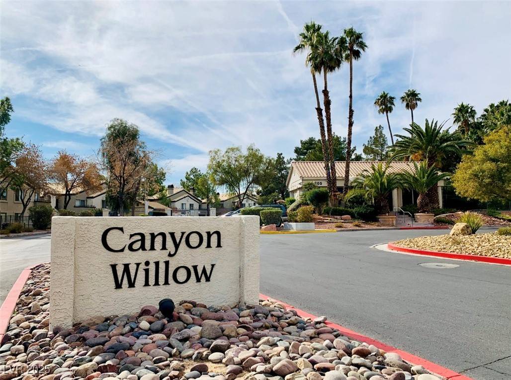 Las Vegas, NV 89120,3055 Key Largo DR #204