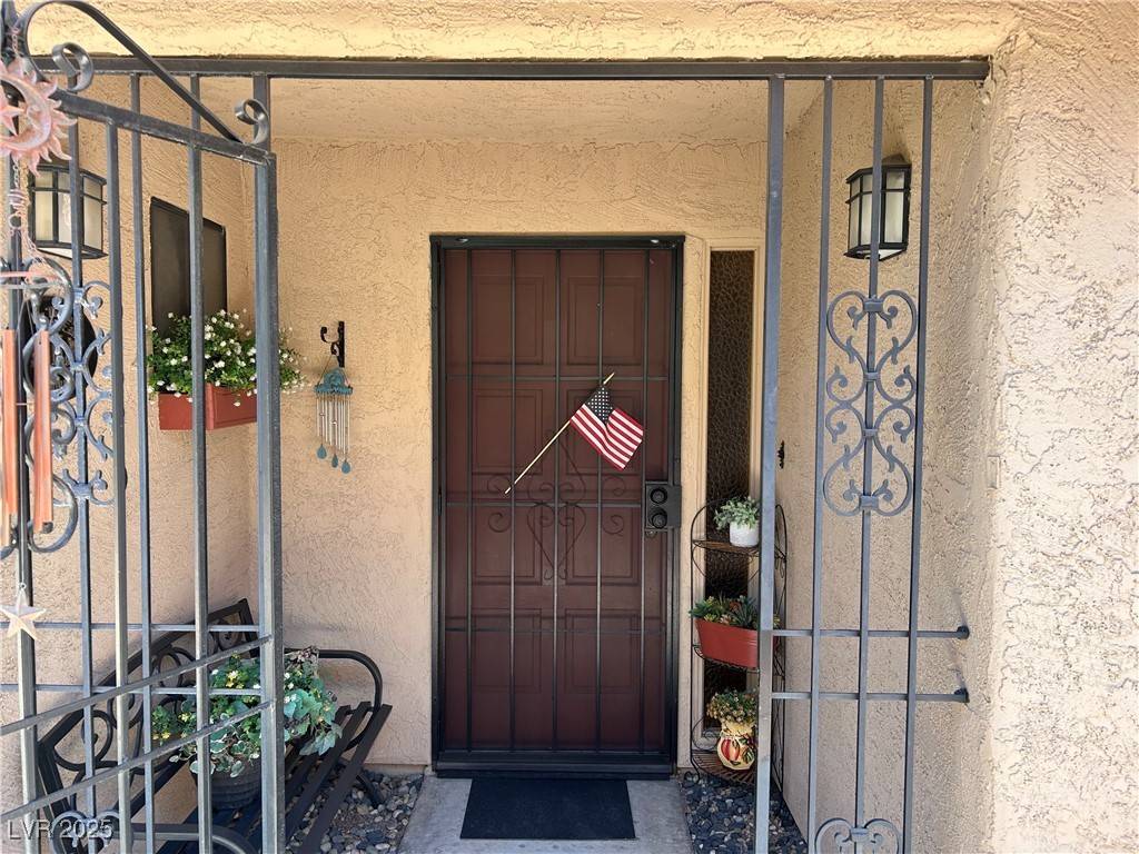 Las Vegas, NV 89119,1866 Camino Verde LN