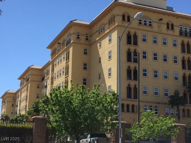 Las Vegas, NV 89123,2405 W Serene AVE #627