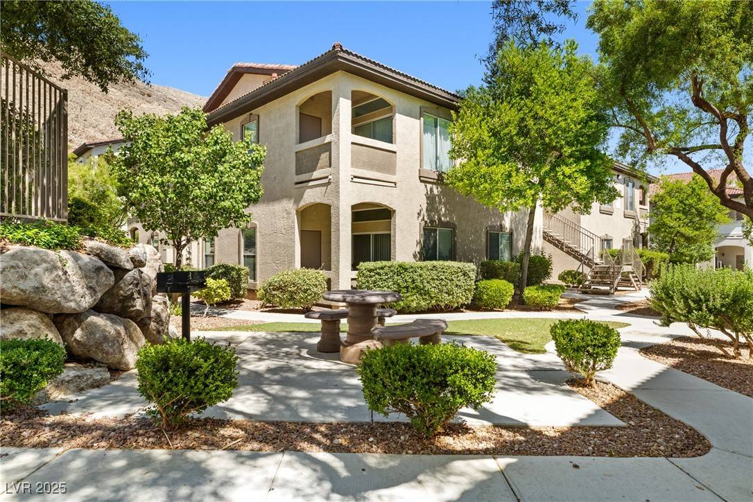 Las Vegas, NV 89129,3451 Desert Cliff ST #103