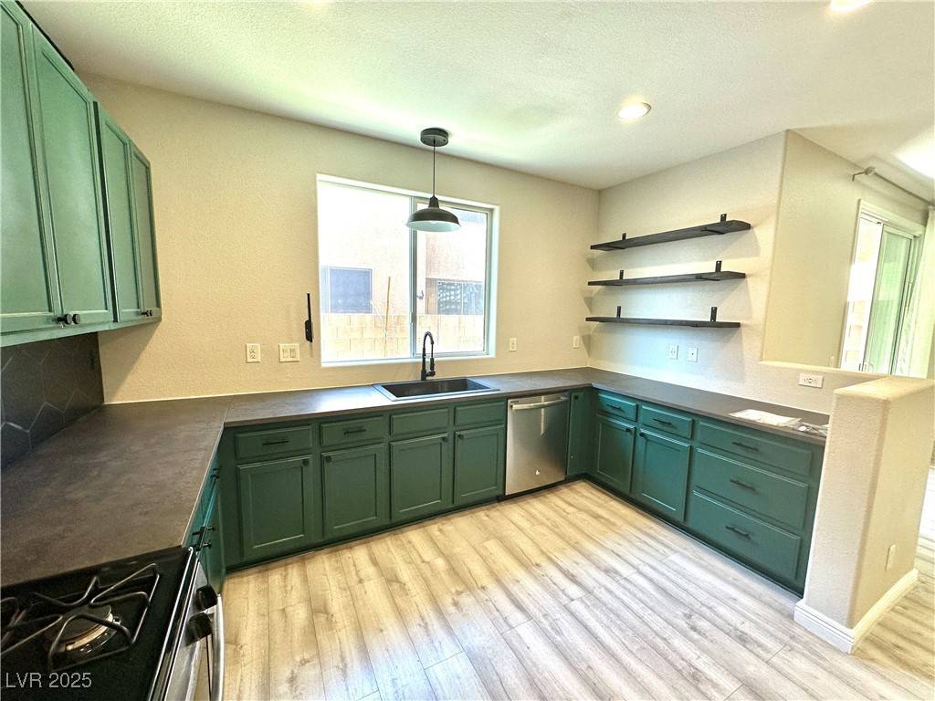 Las Vegas, NV 89179,7537 Brisa Del Mar AVE