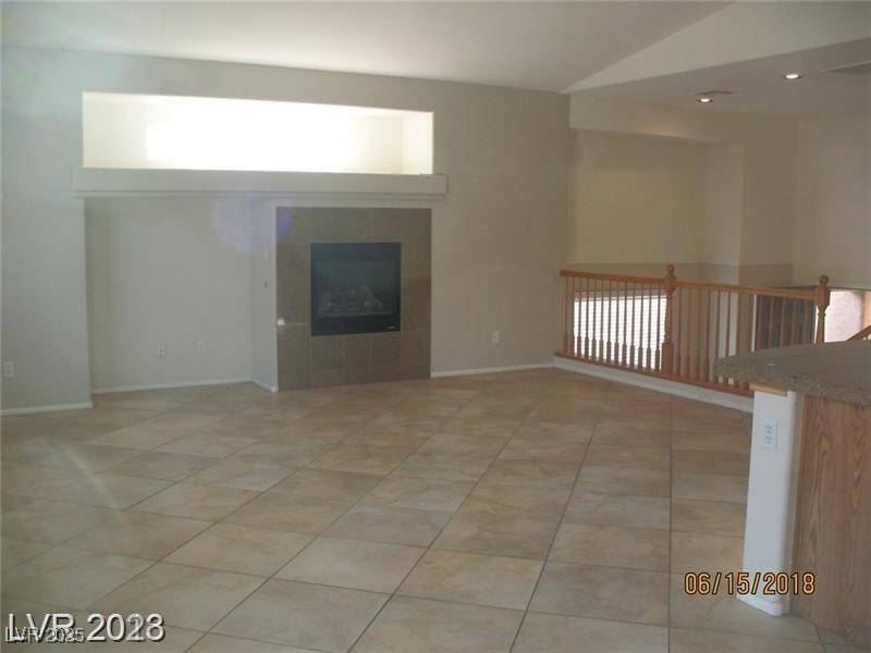 Las Vegas, NV 89141,5122 ECHO SHIRE AVE